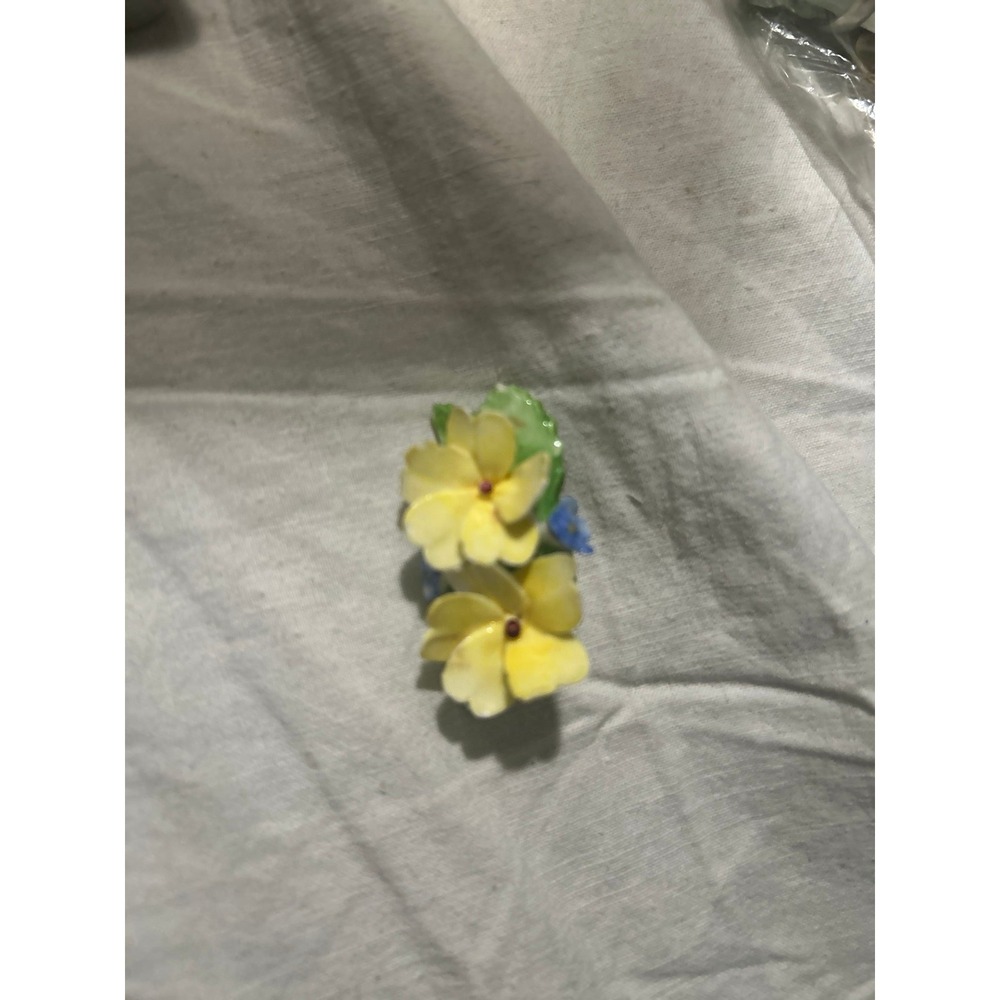 Vintage Anysley England Fine Bone China Brooch